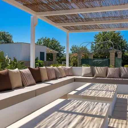 Casale Levante Villa *